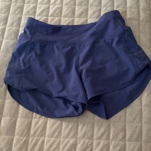 lululemon speed up 4” (size 4)